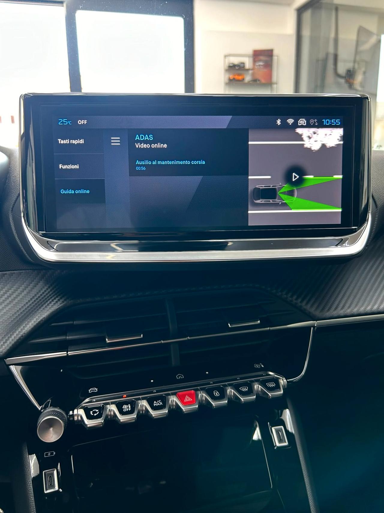 Peugeot 2008 PureTech 1.2 Benzina 130 cv S&S EAT8 Allure
