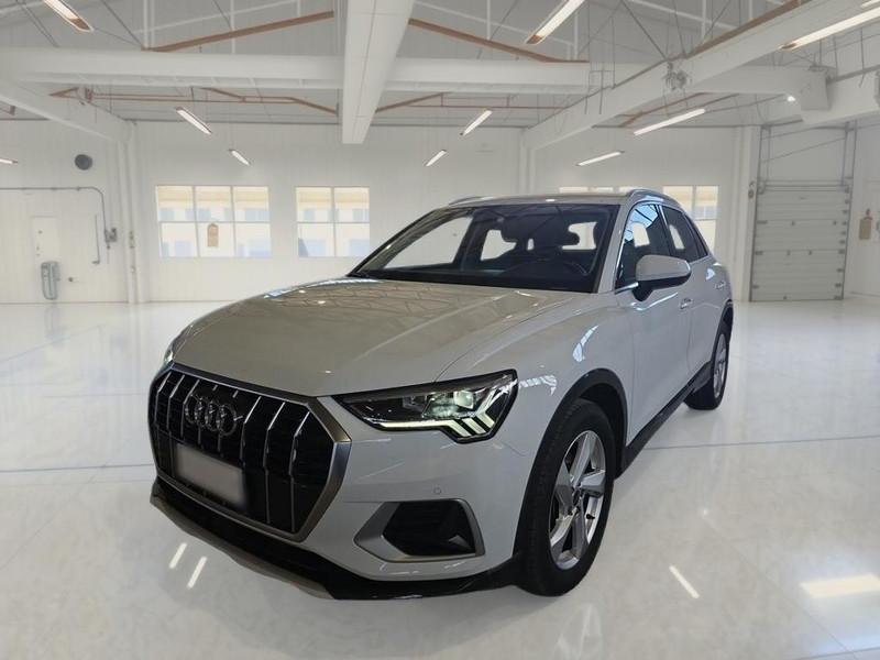 AUDI Q3 35 TDI S TRONIC BUSINESS ADVANCED SUV