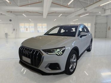 AUDI Q3 35 TDI S TRONIC BUSINESS ADVANCED SUV