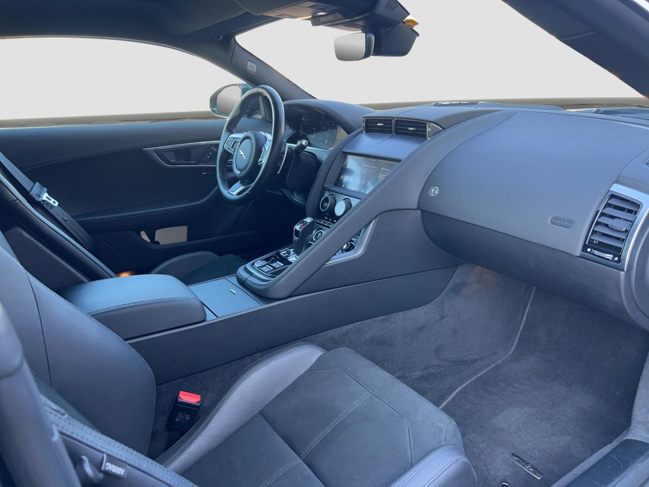 JAGUAR F-Type 2.0 aut. Coupé R-Dynamic