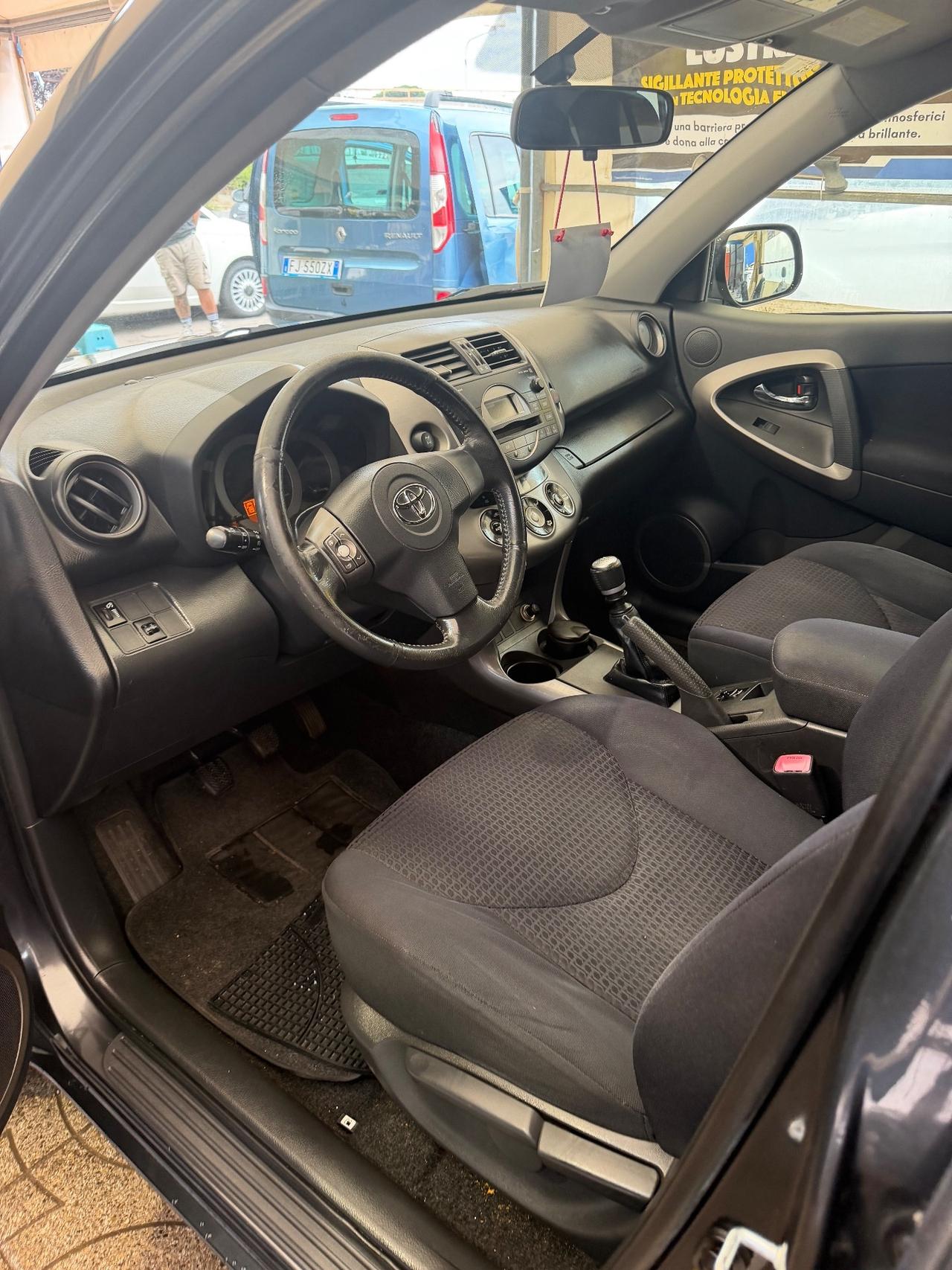 Toyota RAV 4 RAV4 2.2 D-4D 136 CV Luxury