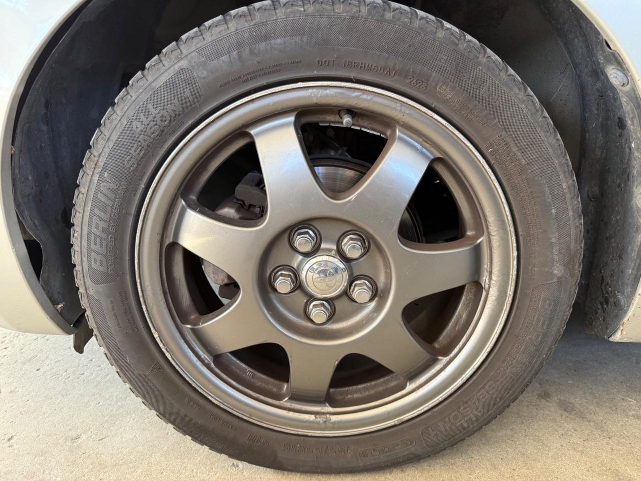 Toyota Prius 1.5i 16V