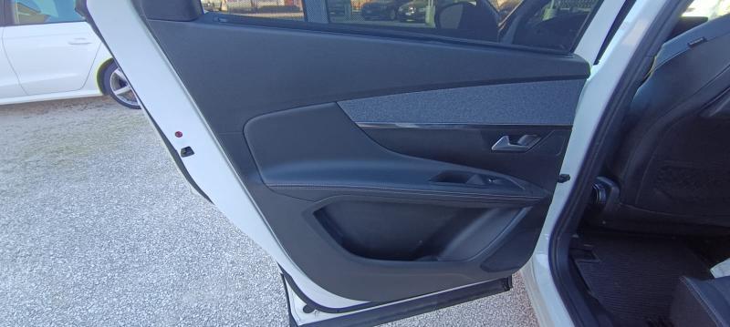 Peugeot 5008 1.6 bluehdi GT Line s&s 120cv 7p.ti eat6