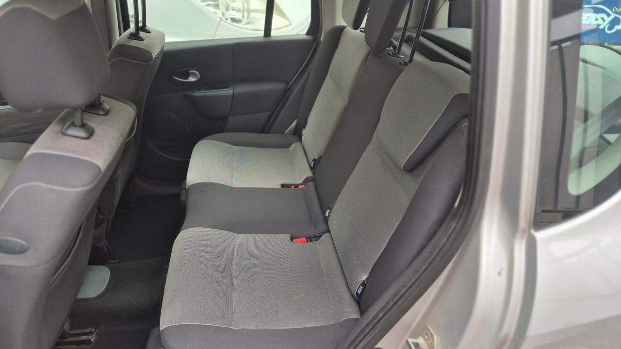 Renault Modus Grand 1.2 16V Dynamique