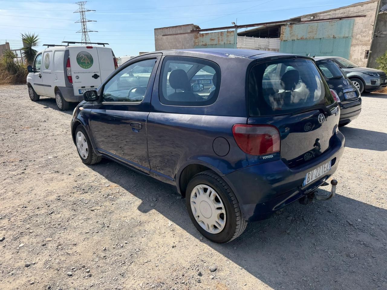 Toyota Yaris 1.3 Benzina-Gancio Traino-Neopatentati
