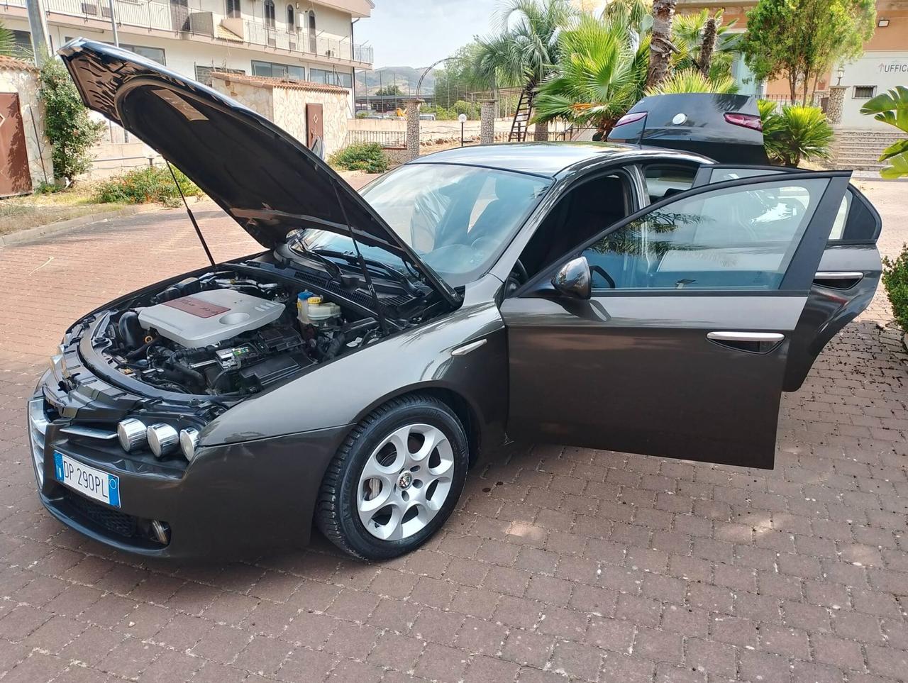 Alfa Romeo 159 1.9 JTDm Progression