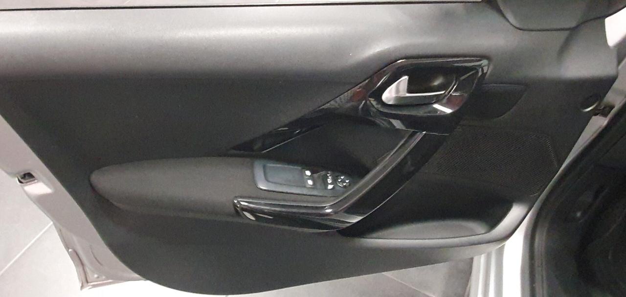 Peugeot 208 HDi 75cv Active