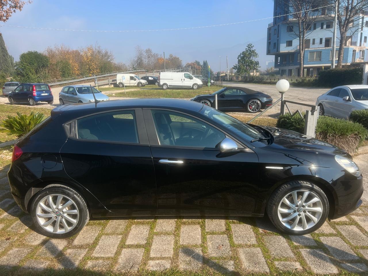 Alfa Giulietta 1.6JTDm 120CV Super-12/2017"UNIPRO"