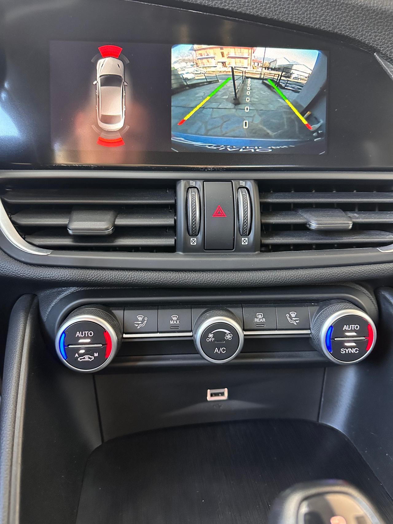 Alfa Romeo Giulia 2.2 t Business 160cv auto