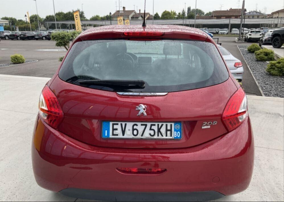 Peugeot 208 1.6 e-HDi 92 CV Stop&Start 5 porte Allure