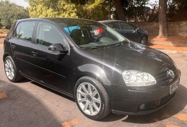 Volkswagen Golf 2.0 16V TDI 5p. Sportline