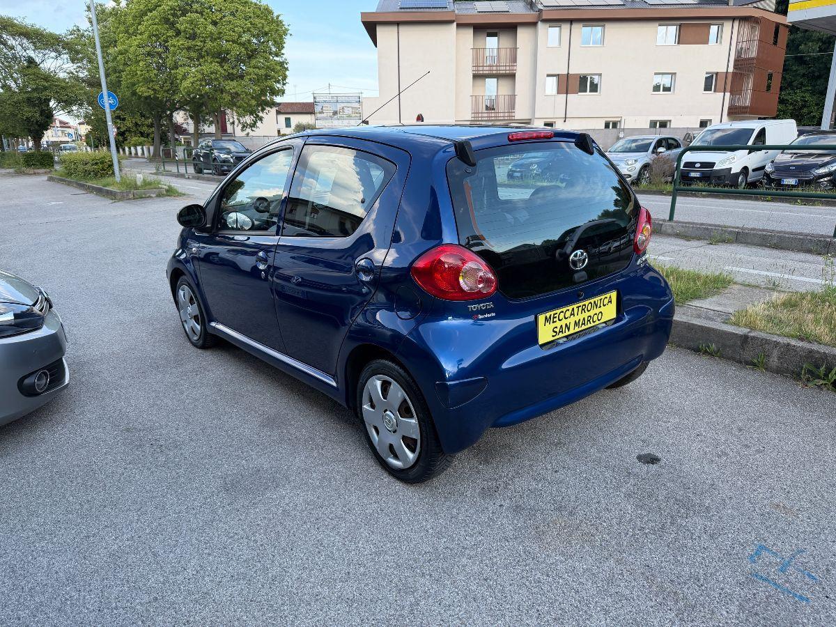 TOYOTA - Aygo - 12V VVT-i 5 porte Blue AUTOMATICA
