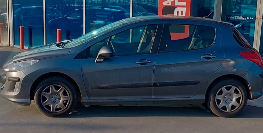 Peugeot 308 1.4 VTi 95CV 5p. Premium