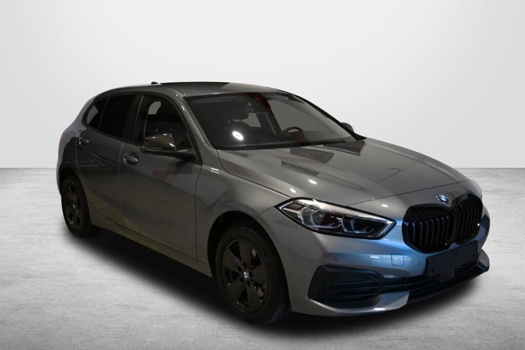 BMW 116D 115CV 6M. BUSINESS ADVANTAGE ( FARI LED - BMW DIGITAL COCKPIT - CRUISE - NAVI - MIRROR - PDC )