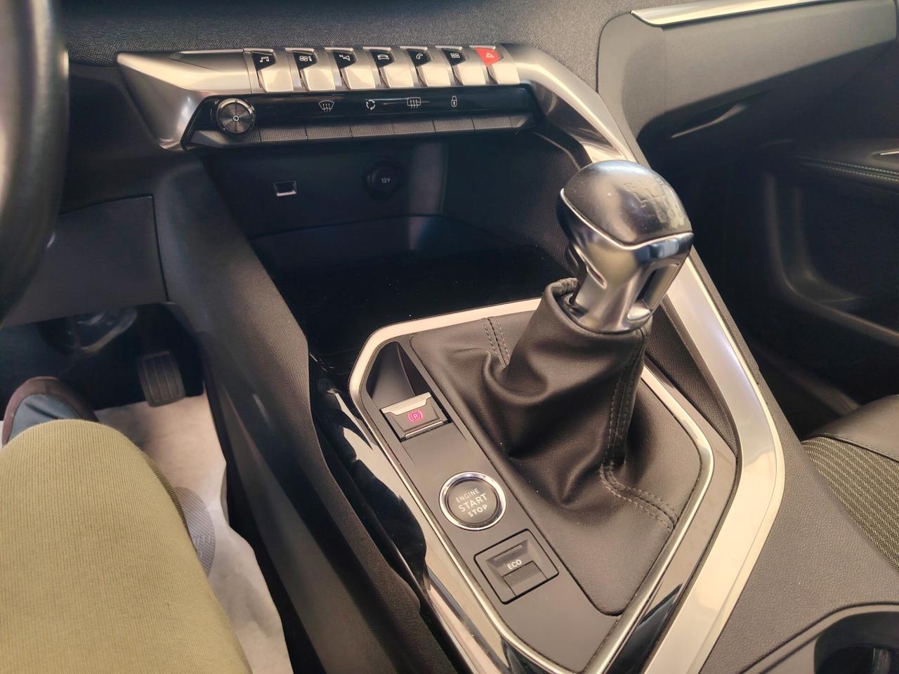 Peugeot 3008 BlueHDi 130 S&S Allure 2022