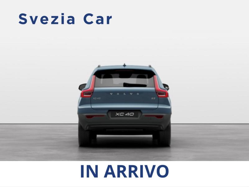 Volvo XC40 B3 automatico Plus Dark