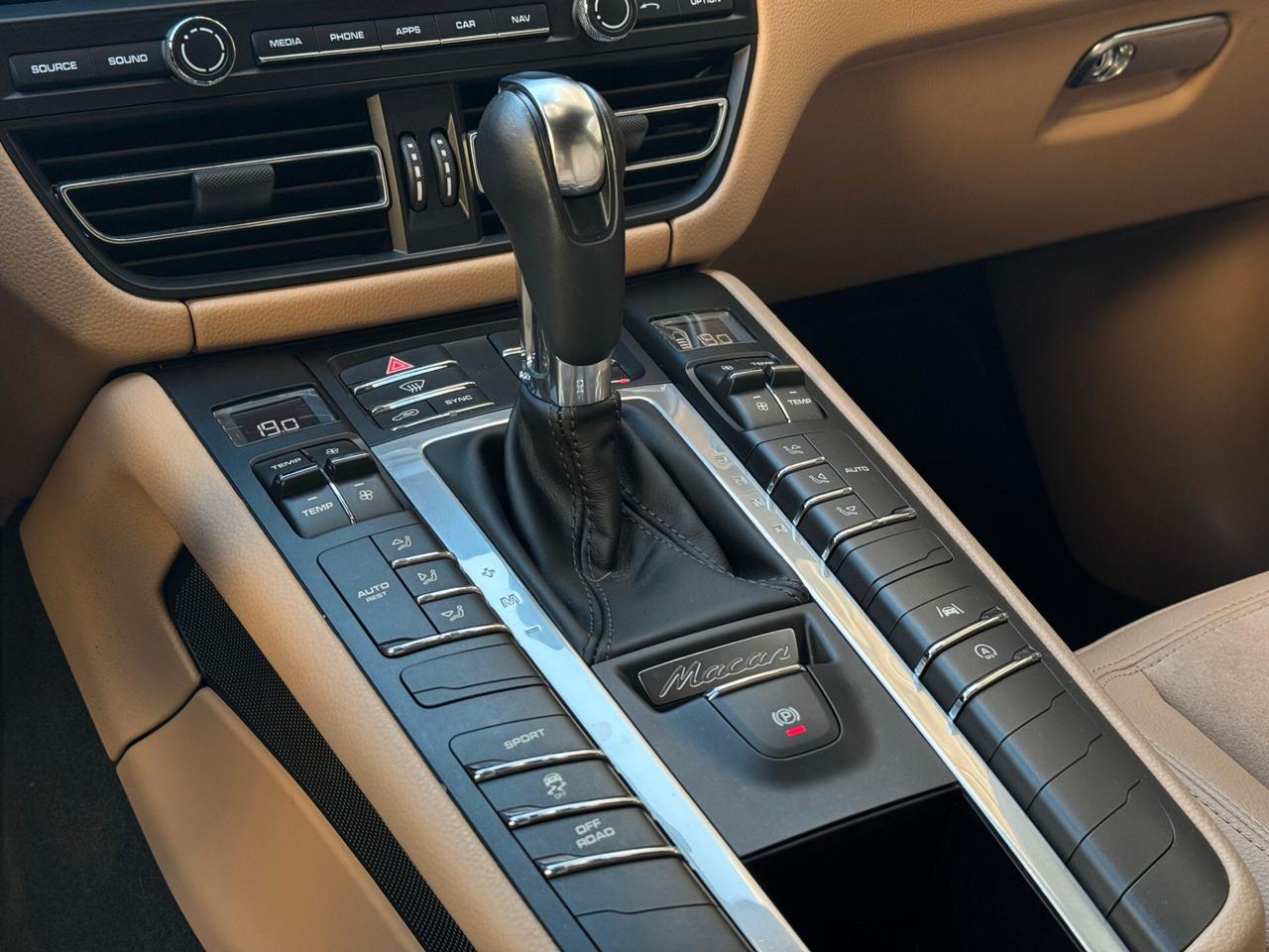 Porsche Macan 2.0 245 cv Pdk