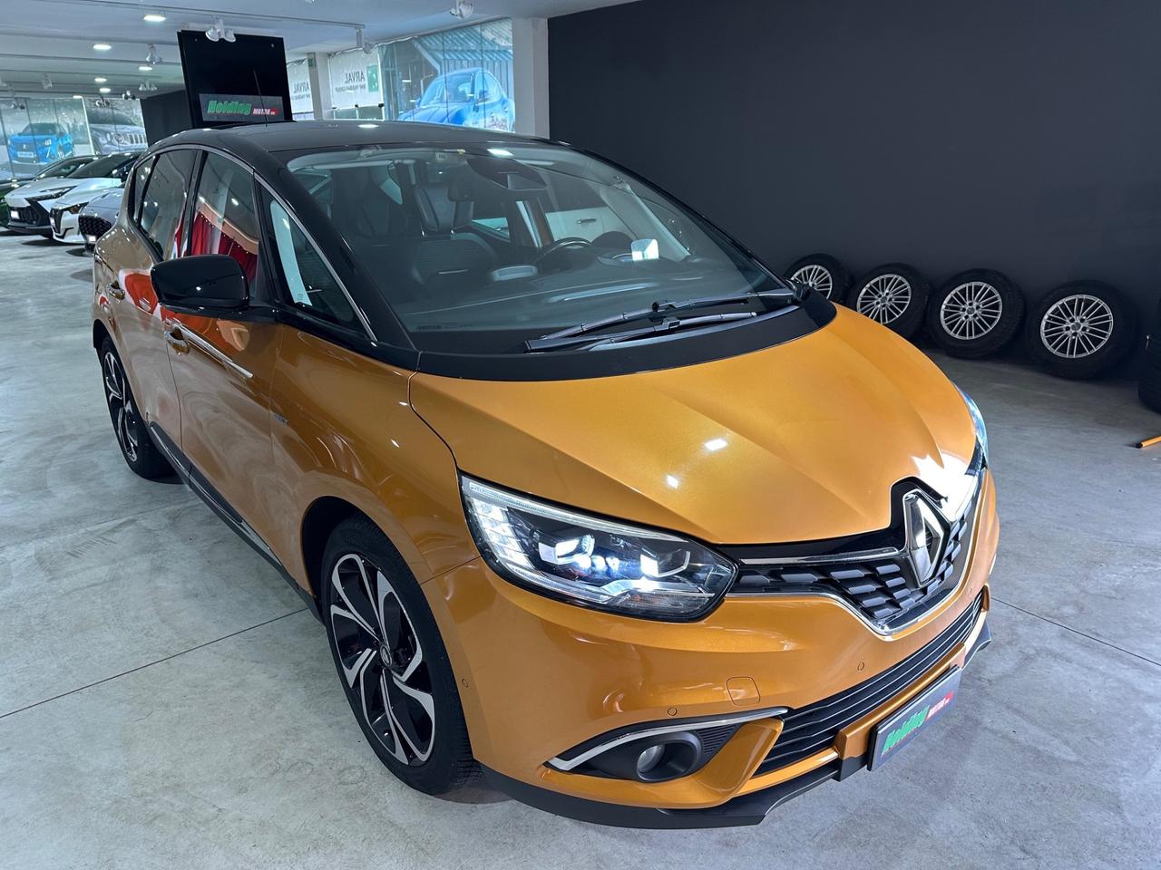 Renault Scenic Scénic dCi 8V 110 CV EDC Energy Bose