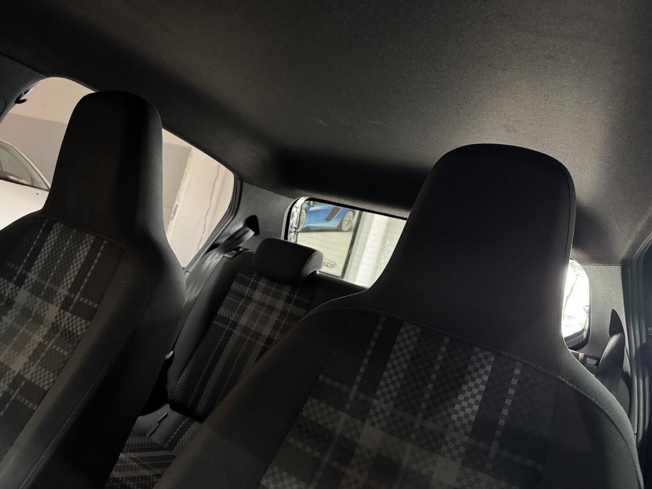 Volkswagen UP! 1.0 Club 60 cv.