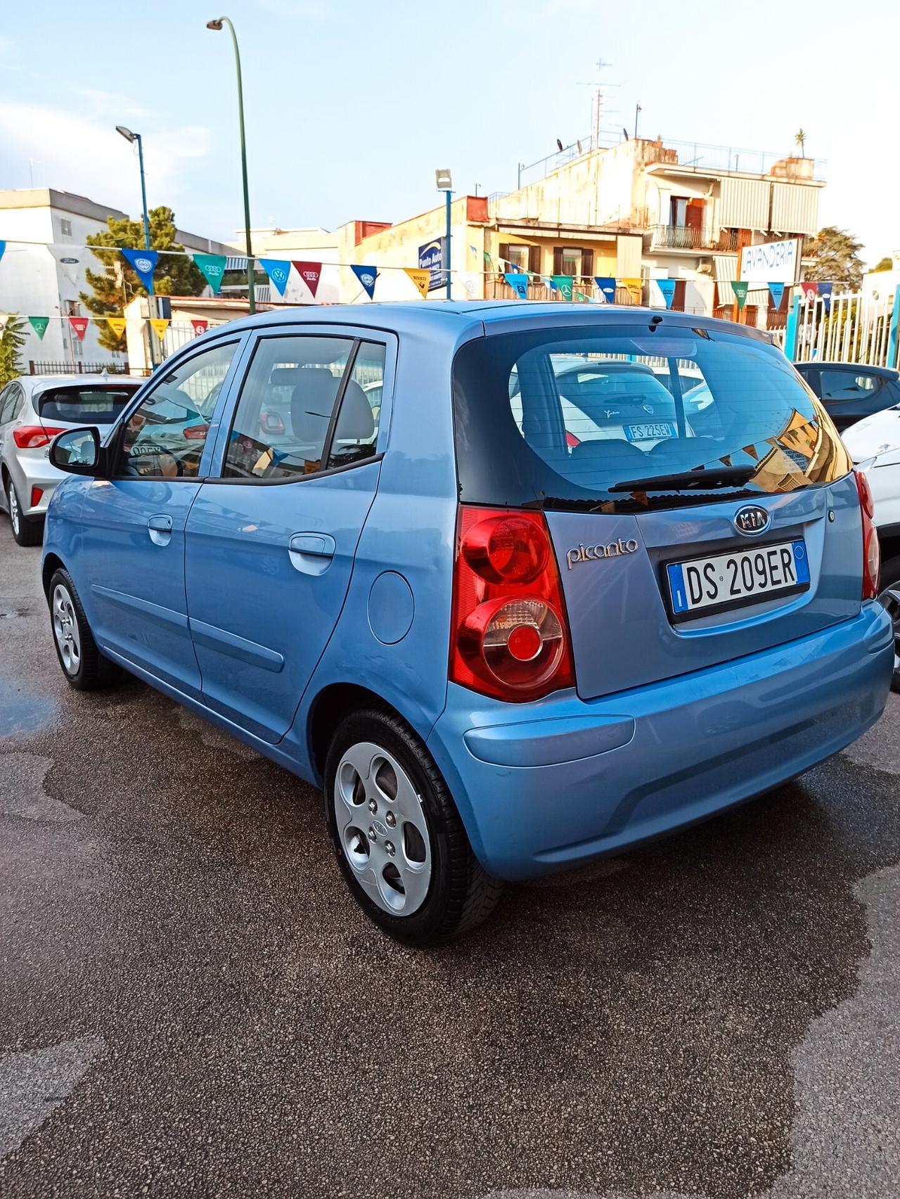 Kia Picanto 1.1 12V Trendy Bi-Fuel Automatica