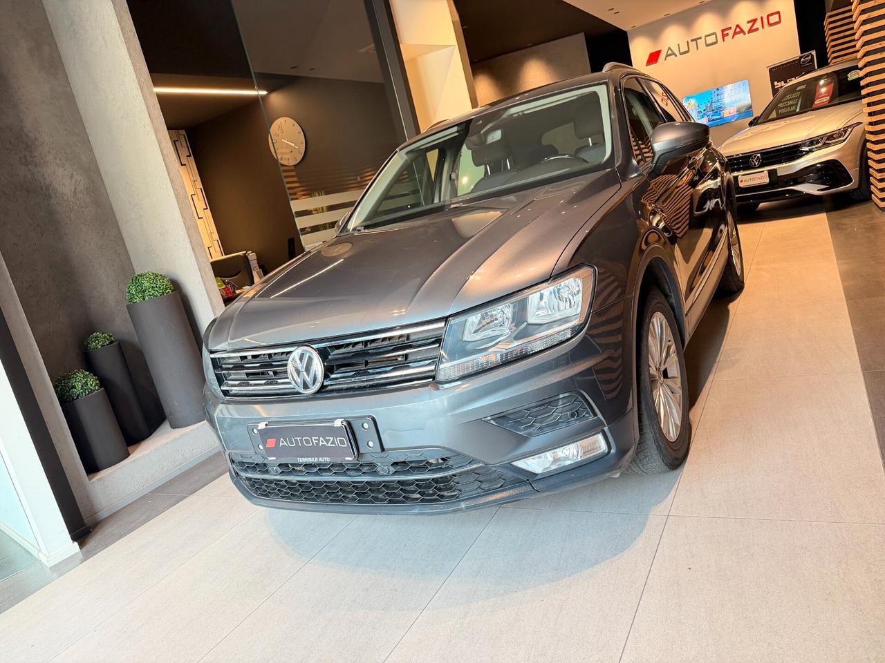 Volkswagen Tiguan 2.0 TDI SCR DSG Business BlueMotion Technology