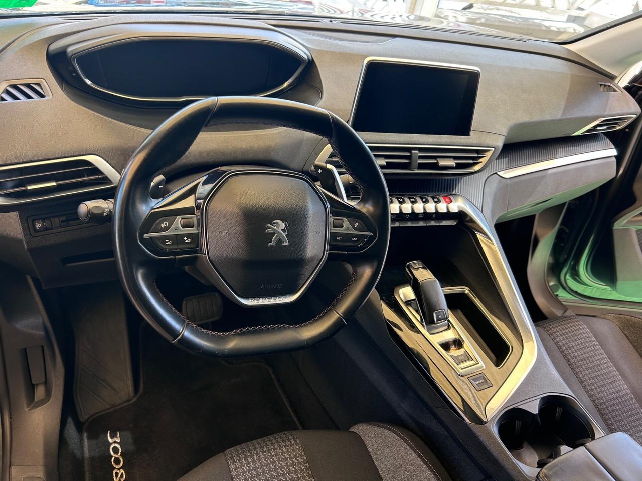 Peugeot 3008 BlueHDi 120 S&S Business