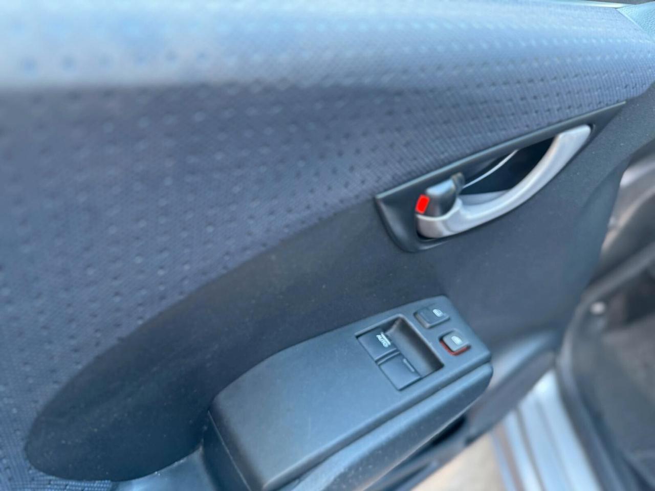 Honda Jazz 2010 1.2 BENZ/METANO OK NEOPAT
