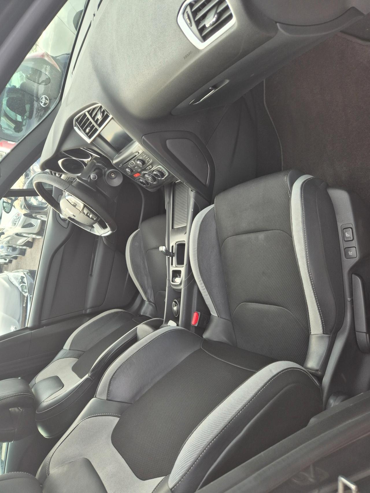 Citroen C4 1.6 e-HDi 115 Exclusive