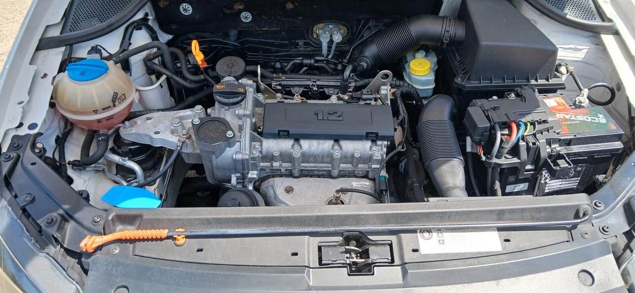 Volkswagen Polo 1.2 Trendline - 2010