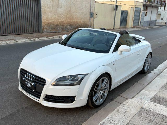 AUDI TT Roadster 1.8 TFSI S-line Bose