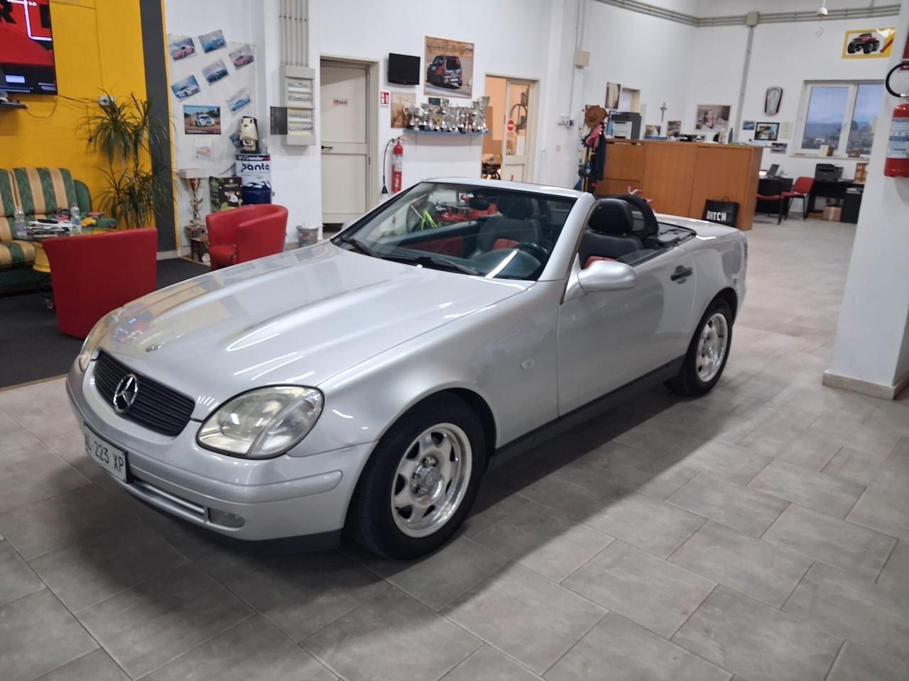 Mercedes-benz SLK 200 cat