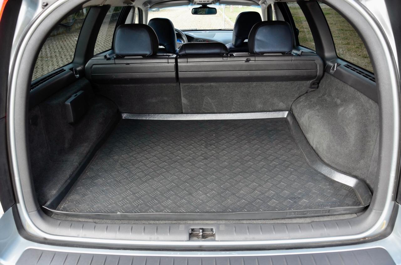 VOLVO V70 2.5 R AWD 300cv AUTO, ASI, ESENTE SUPERBOLLO, ECCELLENTI CONDIZIONI, INTROVABILE, TETTO, PERMUTE