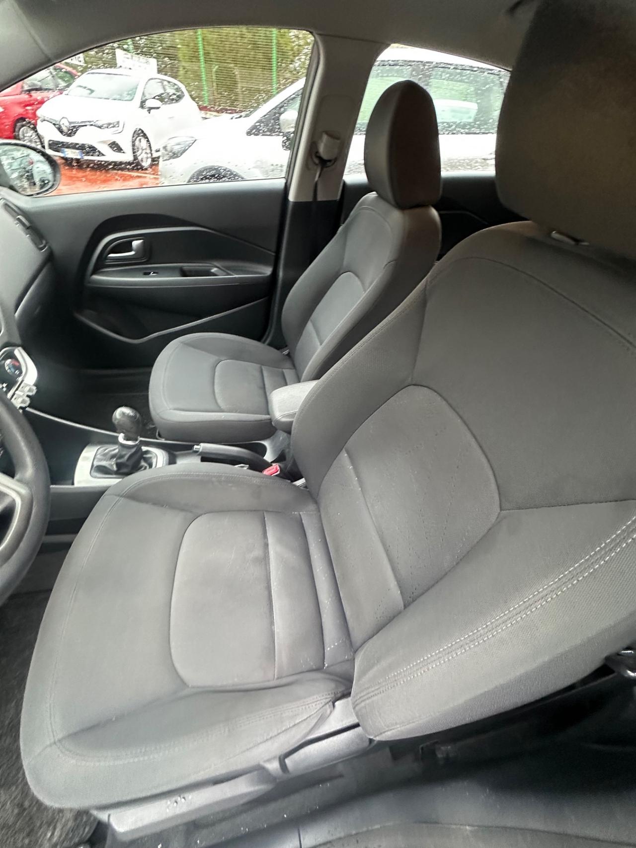 Kia Rio 1.1 CRDi WGT 5p. EX