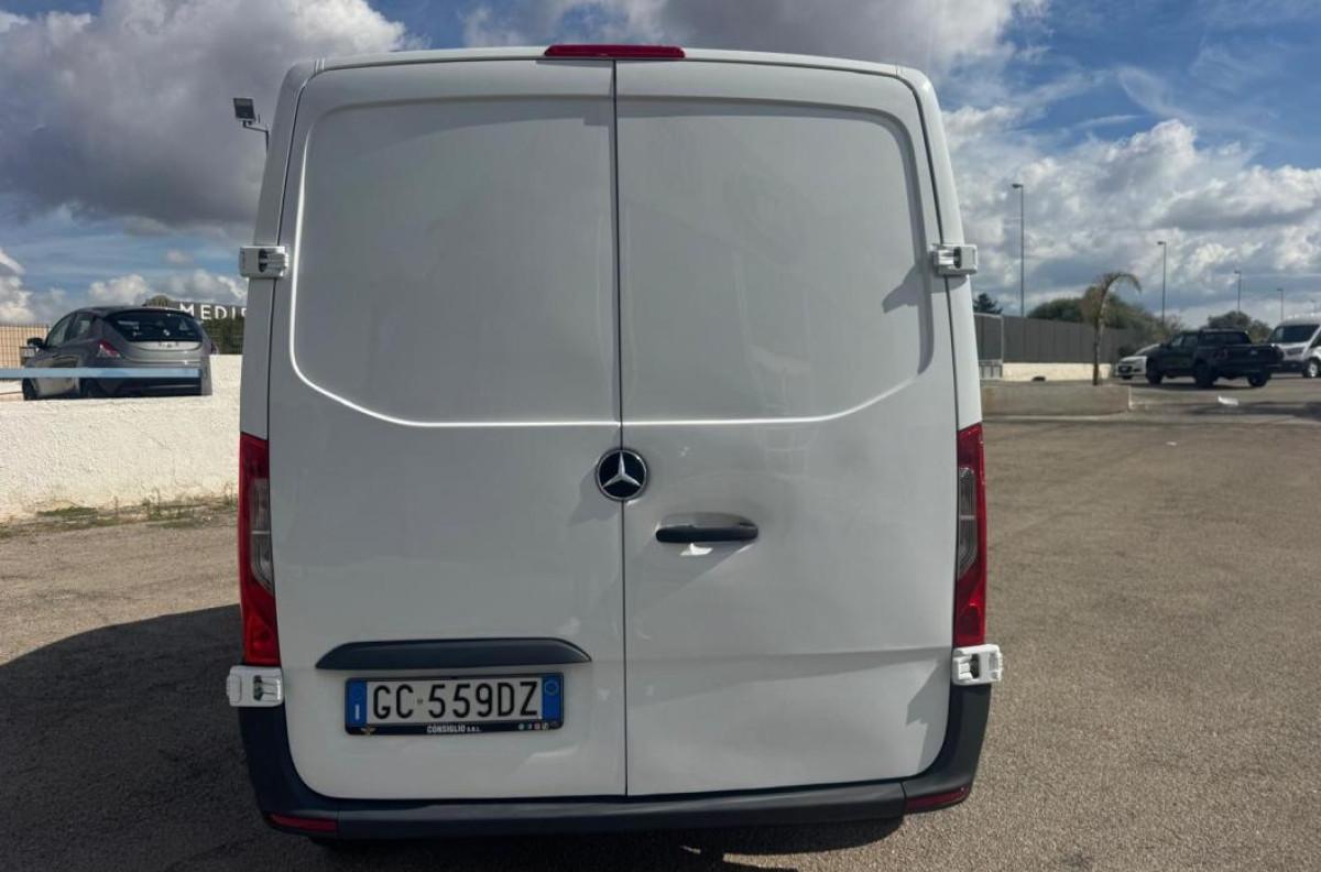 MERCEDES Sprinter 311 CDI