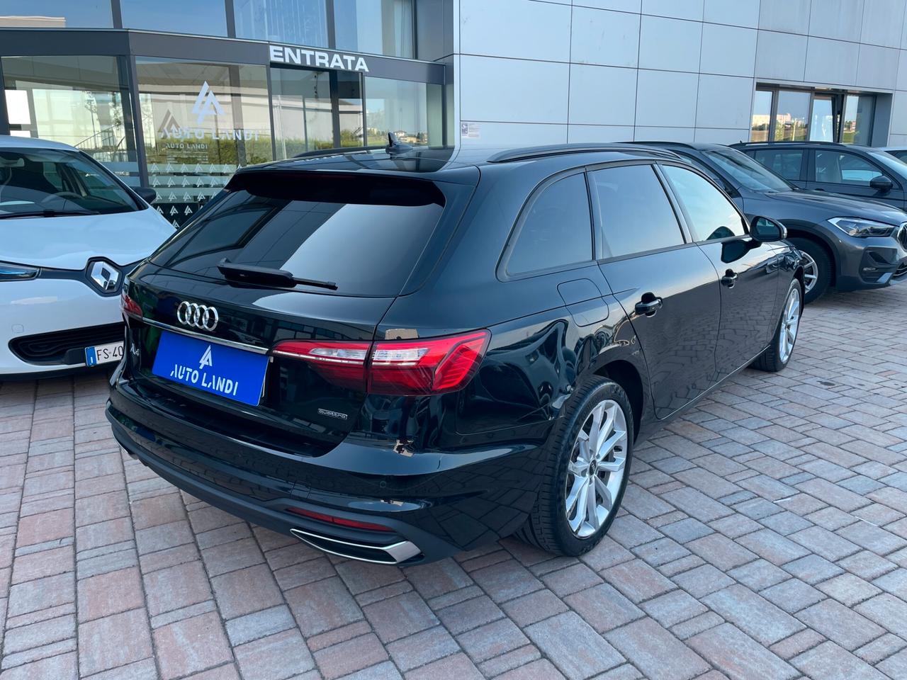 Audi A4 Avant 40 TDI quattro S tronic Business