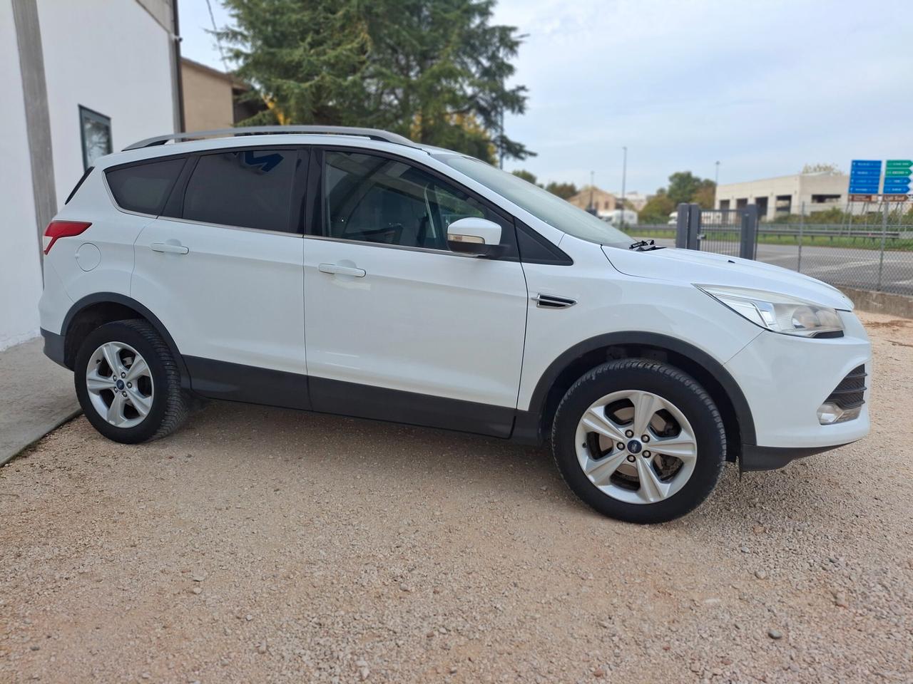 Ford Kuga 1.5 EcoBoost 120 CV, Titanium
