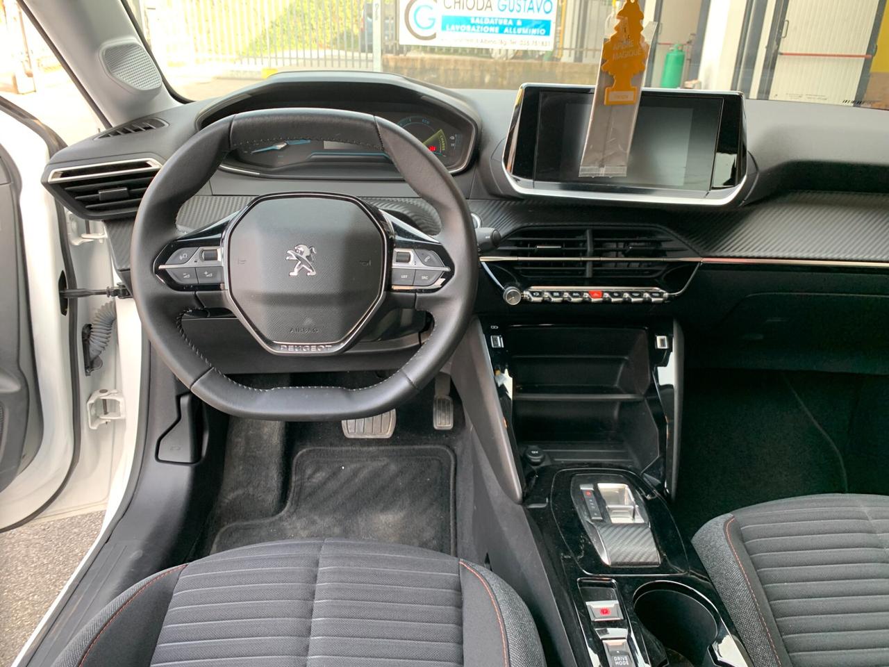 Peugeot 208 motore elettrico 136 CV 5 porte Active