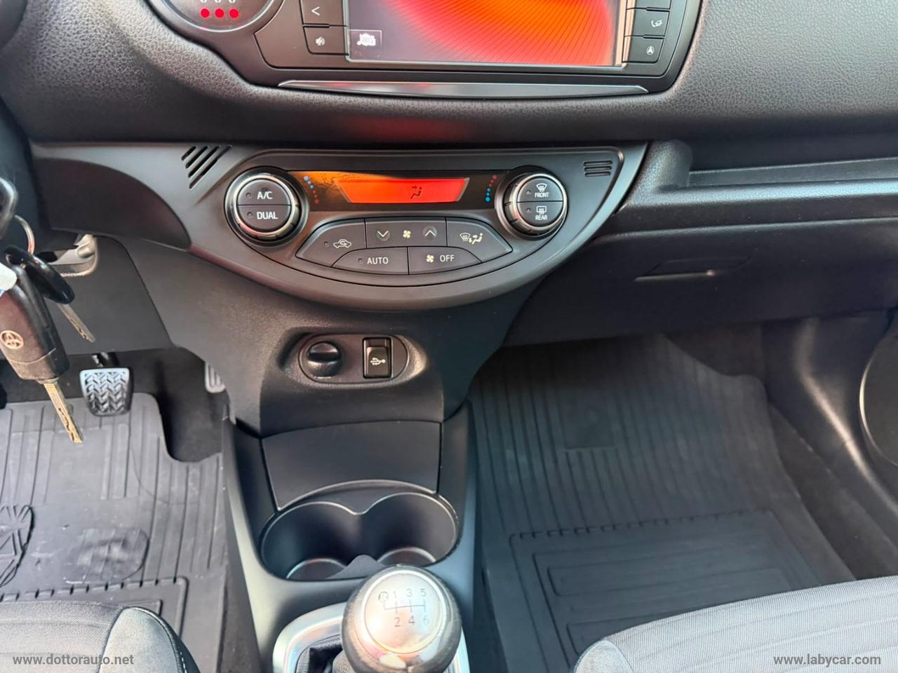 TOYOTA Yaris 1.4 D-4D 5p. Lounge