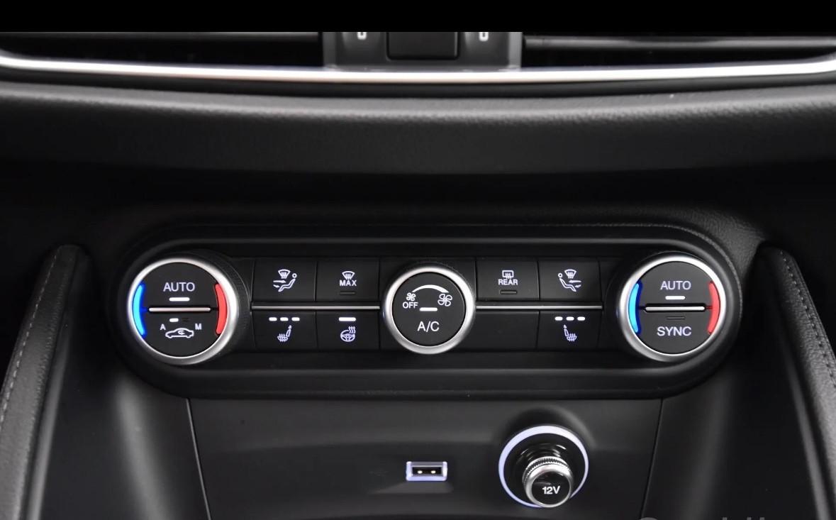 Alfa Romeo Stelvio 2.2 Turbodiesel 210 CV AT8 Q4 Veloce