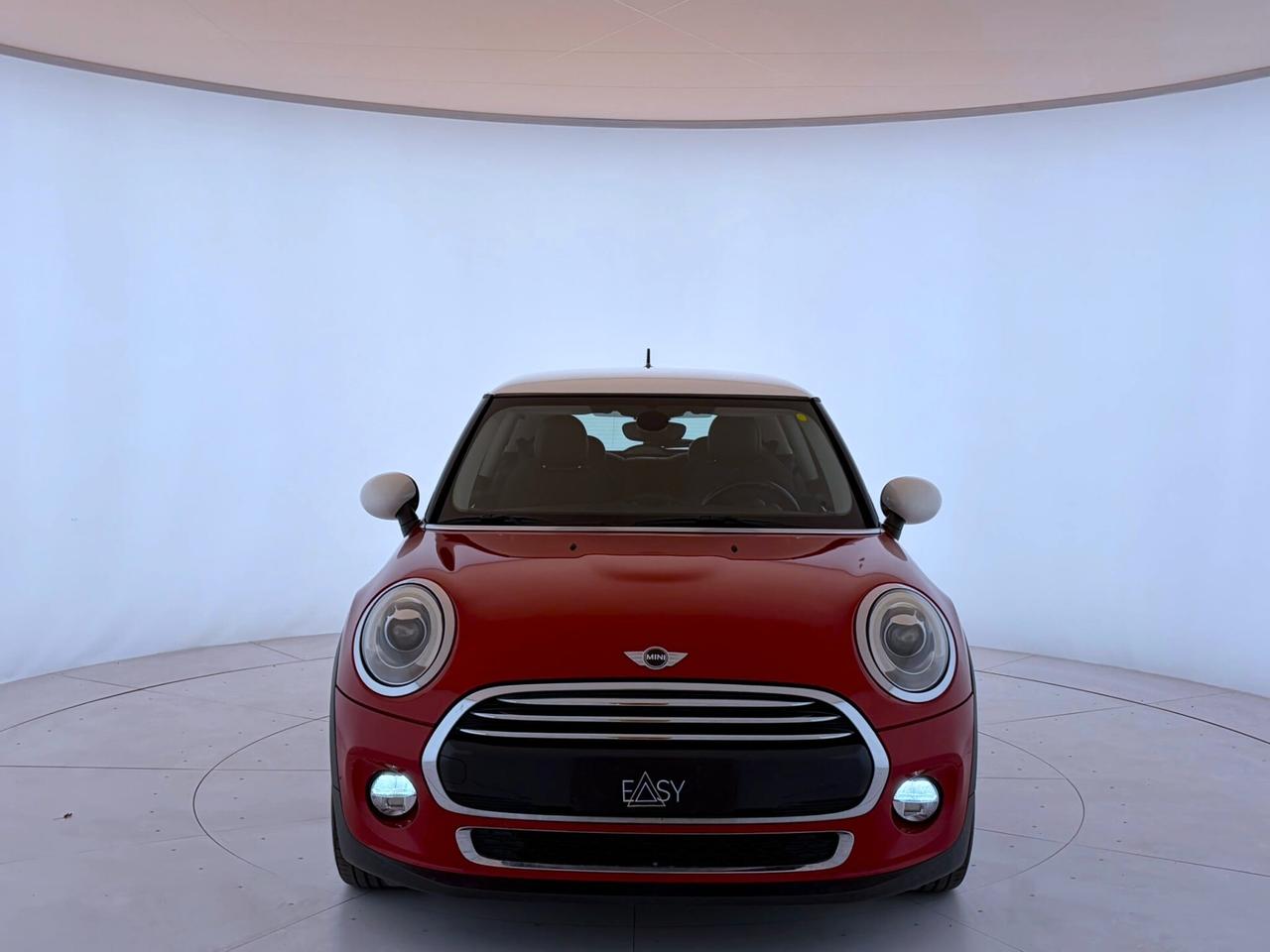 Mini Cooper D 1.5 3p - NEOPATENTATI - TAGLIANDI MINI