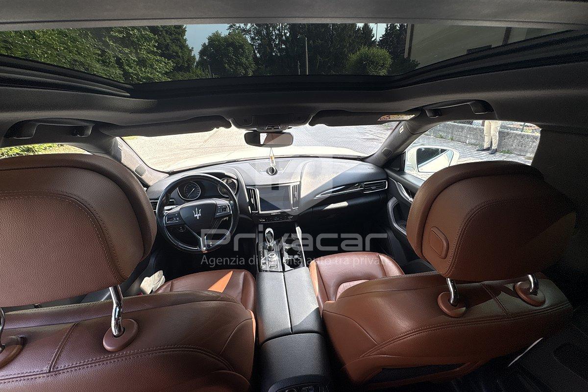 MASERATI Levante V6 Diesel 275 CV AWD