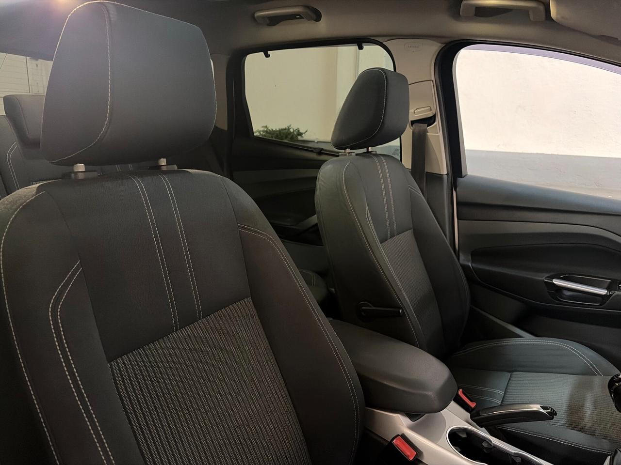 Ford C-Max 2.0 TDCi 163CV Titanium
