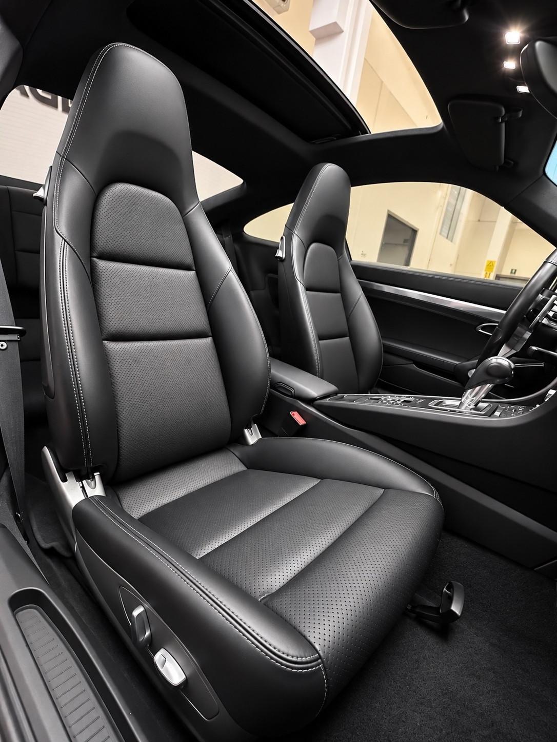 Porsche 911 3.8 Carrera S Coupé