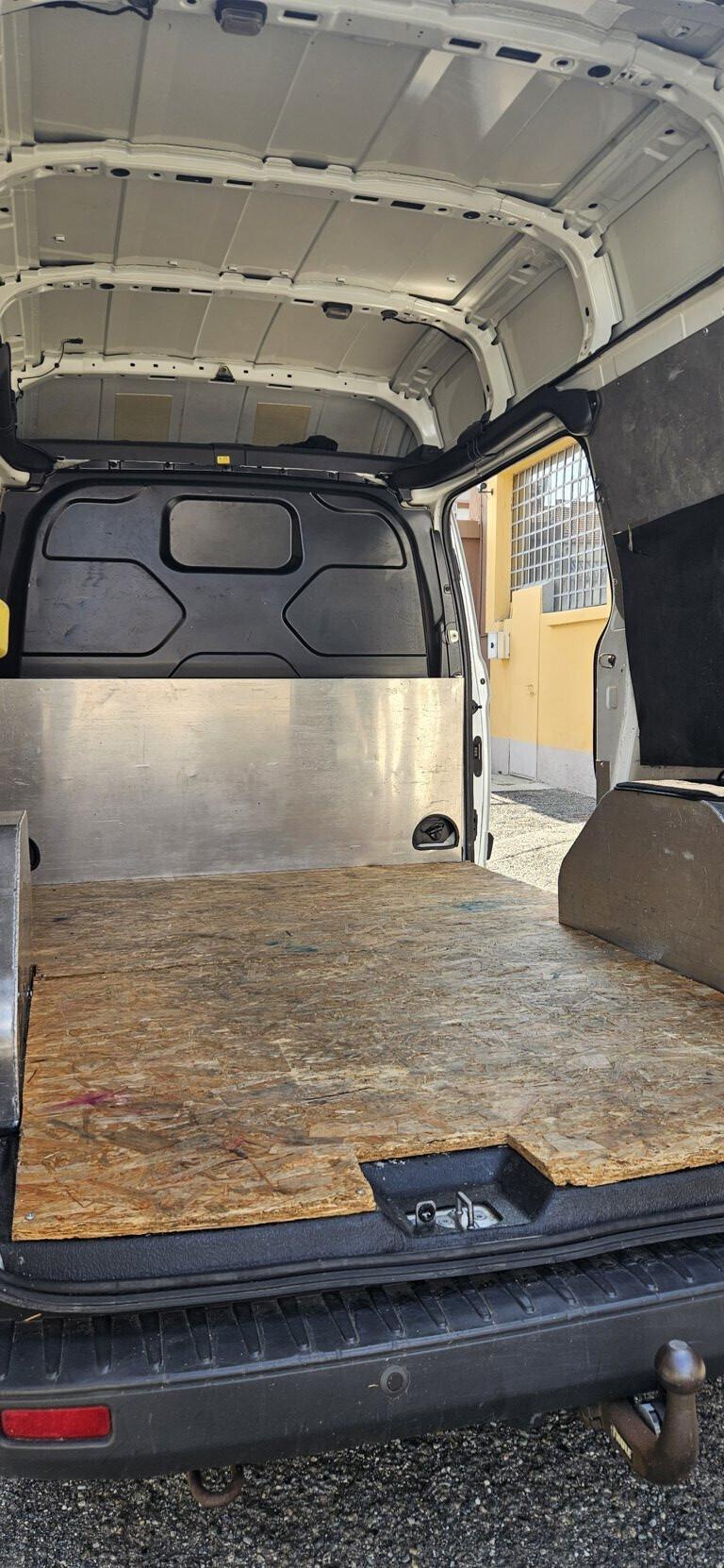 FORD TRANSIT CUSTOM 2.2 DCI 126 CV TA-PN CON GANCIO TRAINO OMOLOGATO! UNICO PROPRIETARIO!+IVA