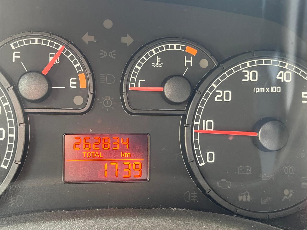 FIAT DOBLO - 1.9 MULTIJET - VETRATO - 5 POSTI