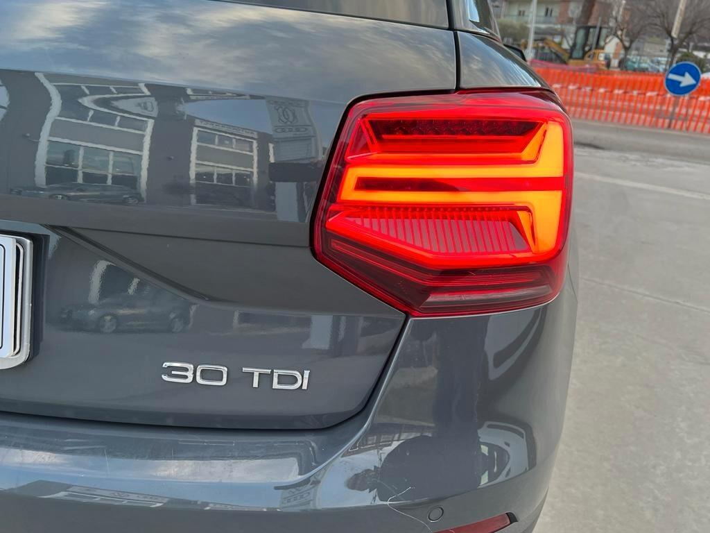 Audi Q2 30 TDI S tronic Business Design