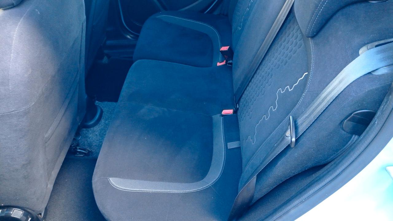 Fiat Punto 1.3 MJT II 75 CV 5 porte Street