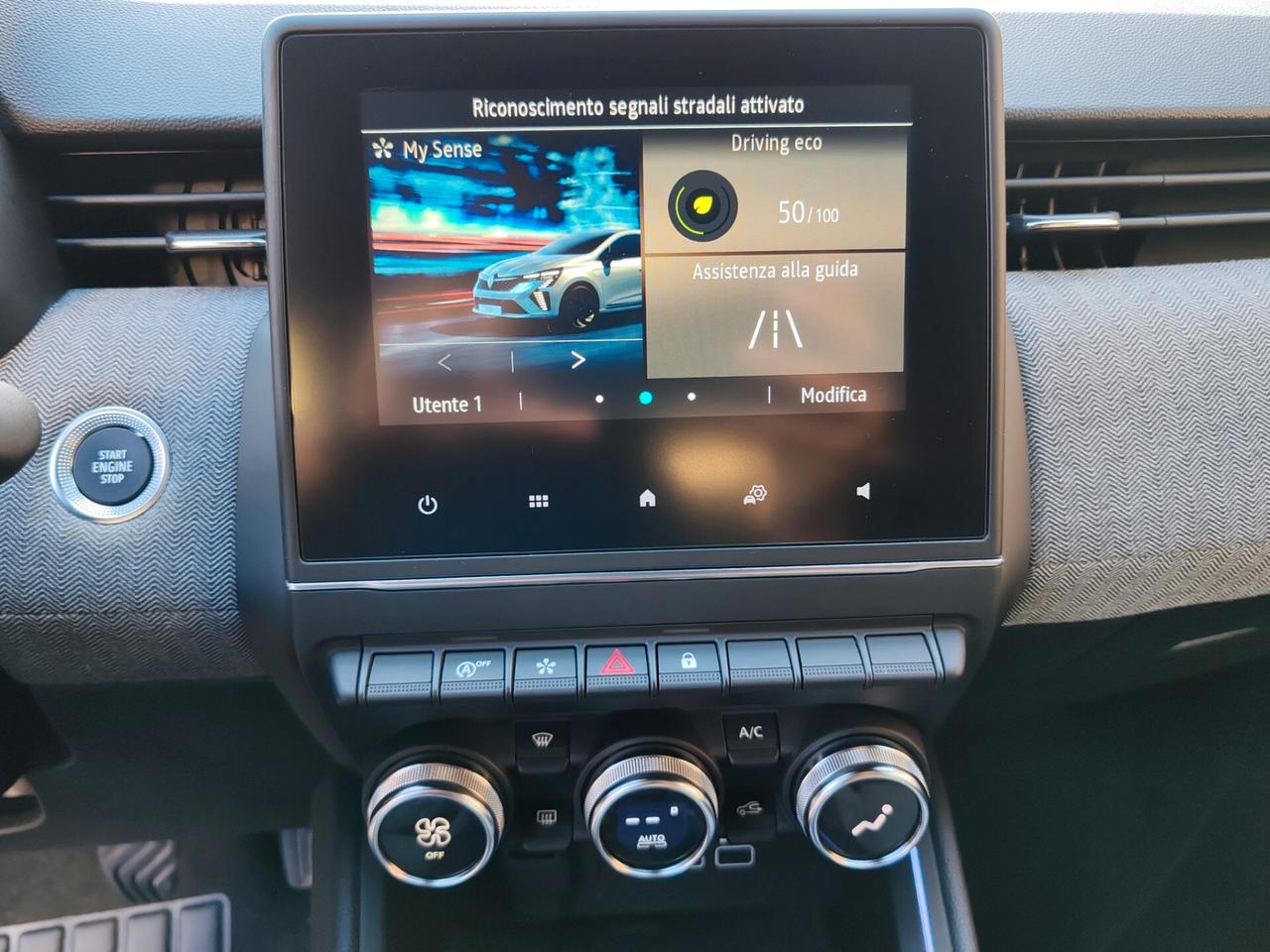 Renault Clio TCe 90 CV 5 porte Techno