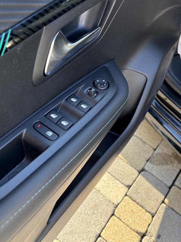 Peugeot 208 5 Porte 208 1.2 puretech Active Pack s&s 100cv LED-APP CONNECT-16"