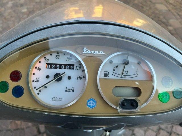 VESPA 125 ET4 125
